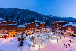 an aerial view of a resort in the snow at Bienvenue Chez Les Trutes in Modane