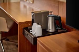 Kemudahan buat kopi dan teh di Crowne Plaza Maastricht by IHG