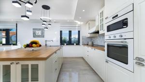 Afbeelding uit fotogalerij van Villa Laura by Villas Holiday in Sveti Ivan