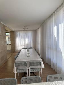 Billede fra billedgalleriet på Коттедж Иссык-Куль Бостери Киргизия i Bosteri