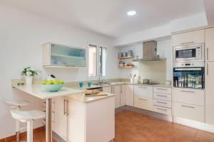 Dapur atau dapur kecil di Villa Barbara