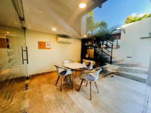 Balkón nebo terasa v ubytování Stylish 2Bed,2Bath-Condo Near Beach - 6 Guests