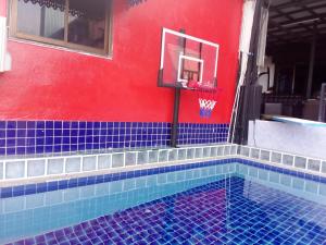 Bazén v ubytování BEN & LEK GUESTHOUSE nebo v jeho okolí