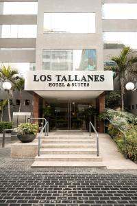A fachada ou entrada em Los Tallanes Hotel & Suites