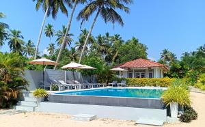 Bassein majutusasutuses Sleeping Elephant Beach Resort või selle lähedal