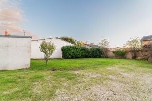 En have udenfor La Pictave, maison poitevine à 5 mn du Futuroscope