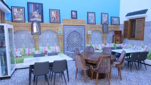 Restaurace v ubytování Riad Sevilla + 37 fotografií