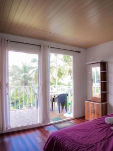 Postel nebo postele na pokoji v ubytování Hilltop Seaview Palolem Goa + 96 fotografií