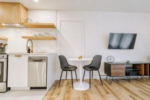 A cozinha ou kitchenette de Studio Resten by Gestion ELITE