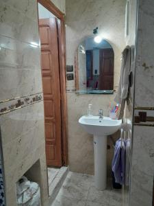 Ένα μπάνιο στο Chez hiba