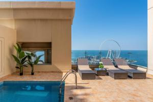 Gallery image of Penthouse with private pool and maid service in Dubai
