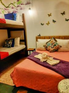 Un pat sau paturi într-o cameră la Hotel Boutique Stay La 10