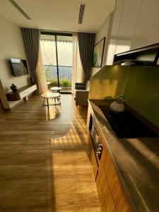 Kuchyň nebo kuchyňský kout v ubytování Paradise sunshine in luxury 2Br apartment bathtub