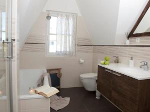 Ένα μπάνιο στο Schwanke's Holiday Home Seeadler +19 φωτογραφίες