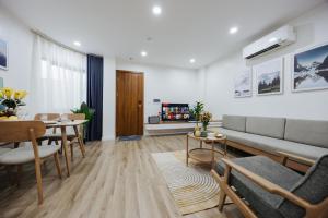 Posezení v ubytování Label6 Coliving Rooftop Lakeview