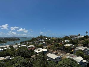 Gallery image of Stunning Sub Penthouse in Gladstone