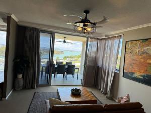 Gallery image of Stunning Sub Penthouse in Gladstone