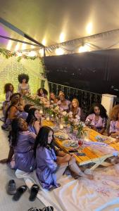 Παιδιά που μένουν στο The View Hostel & Lounge