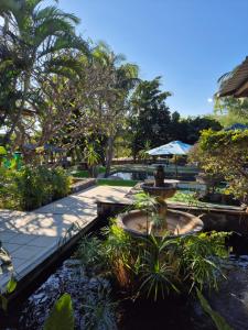 Сад в Shanti Ghar Guest House