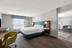 Postel nebo postele na pokoji v ubytování Hampton Inn & Suites Phoenix/Gilbert