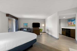 TV a/nebo společenská místnost v ubytování Hampton Inn & Suites Phoenix/Gilbert