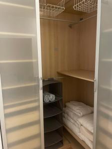 Postel nebo postele na pokoji v ubytování Traunsee Apartment 60 m2