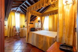 Gallery image of Hotel La Casona de Luis in Queveda