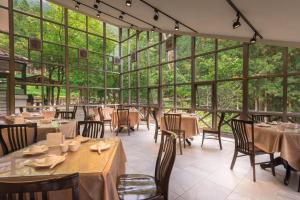 明池山莊餐廳或用餐的地方