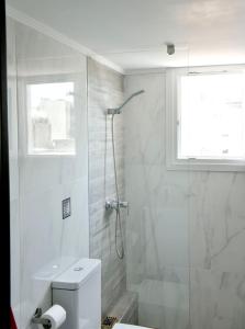 Ένα μπάνιο στο Krezias Apartments E7 +9 φωτογραφίες