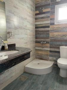 Um banheiro em Elite Residence Dahab