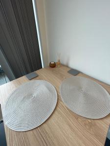 Afbeelding uit fotogalerij van City Centre flat with Balcony in Kent +1 foto