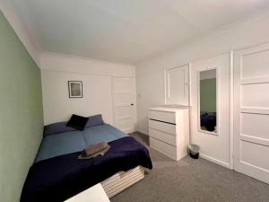 Gallery image of 4 Bed Comfy Getaway in Norwich +12 photos
