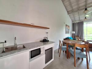 Kuchyň nebo kuchyňský kout v ubytování Angam Villas Colombo