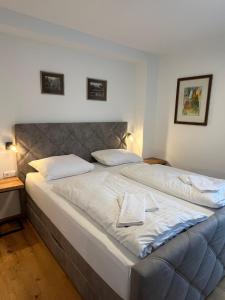 Posteľ alebo postele v izbe v ubytovaní Stubnerkogel Apartments