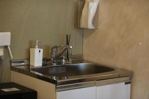 Fotografie z fotogalerie ubytování ROOMs 001 カフェ併設 綺麗なワンルーム 分倍河原駅から徒歩3分 v destinaci Fučú