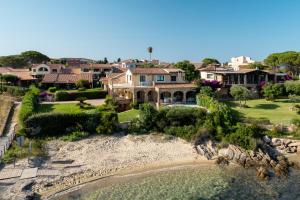 an aerial view of a house at Villa Mimosa in Golfo Aranci