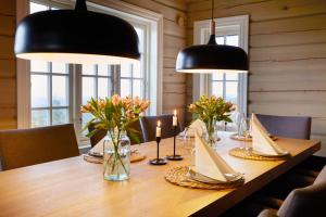 Gallery image of Spacious cabin with panoramic view, bbq, Wifi & fireplace in Lii