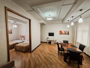 Postel nebo postele na pokoji v ubytování Safran Hotel