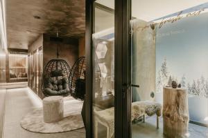 Postel nebo postele na pokoji v ubytování Freina Mountain Lifestyle Hotel