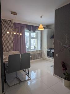 Dapur atau dapur kecil di Центр Либідь Плаза Новобудова провулок Лапушкіна 9 +4 gambar