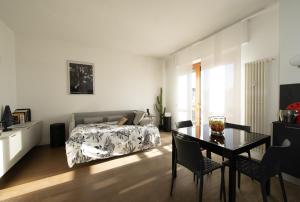 Posezení v ubytování LA TERRAZZA VISTA DUOMO, piscina e campi da tennis + 18 fotografií