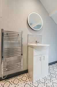 Koupelna v ubytování 8 Bed House For Contract Workers