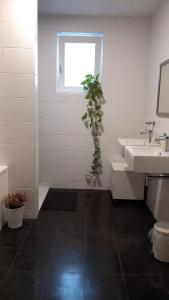 Phòng tắm tại B&B luxury villa, free parking, close to the center