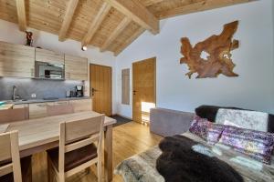 Kuchyň nebo kuchyňský kout v ubytování Haus Silian - Studio