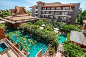 Piscina a Ayrest Hua Hin Hotel o a prop