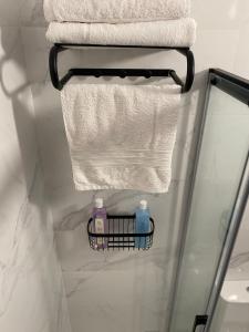 Un baño de Suite iluminada en el Centro Histórico de Malaga 75 fotos más