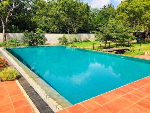 Bazén v ubytování Lolu Village Resort nebo v jeho okolí
