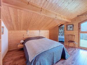 Postel nebo postele na pokoji v ubytování CHALET WIFI - LE BIOT - 8 PERSONNES - CHALET MORAND