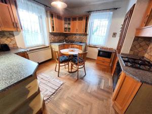 Η κουζίνα ή μικρή κουζίνα στο Apartmán Staré Město