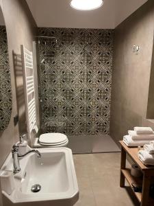 Koupelna v ubytování B&B Arco Trinità